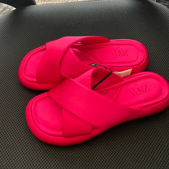 NWT ZARA fuscia criss cross satin flat sandals 37/6.5 - Picture 8 of 12